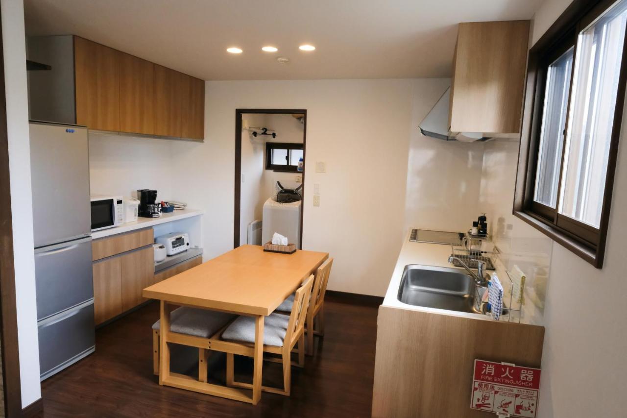 Вилла Kashiwa House Фурано Экстерьер фото