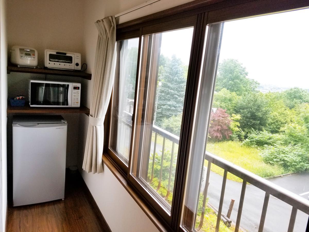 Вилла Kashiwa House Фурано Экстерьер фото
